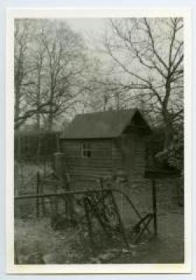 Tuinhuisje bij het Kasteel van Wippelgem, jaren 1960