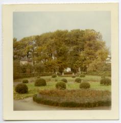 Zicht op de voortuin van het Kasteel van Wippelgem, eind jaren 1960