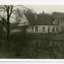 Zicht op het hoveniershuis bij het Kasteel van Wippelgem, jaren 1960