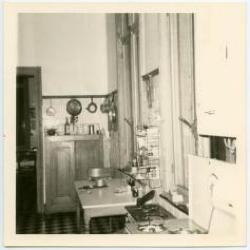 Op de fiets bij het Kasteel van Wippelgem, jaren 1960