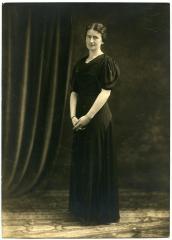 Portret van barones Jossine de Crombrugghe de Looringhe, jaren 1920