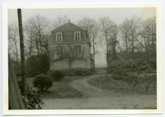 Zijkant koetshuis bij het Kasteel van Wippelgem