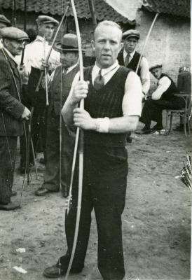 Boogschutter Victor Vercauter, Ertvelde