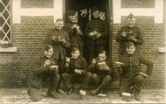 Soldaten tijdens hun legerdienst, 1930-1940