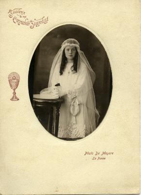 Communieportret van Anna De Witte