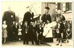 Reuzen op de markt in eeklo