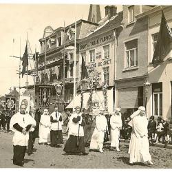 Processie O.L.V. Ten Doorn, Eeklo, ca. 1930
