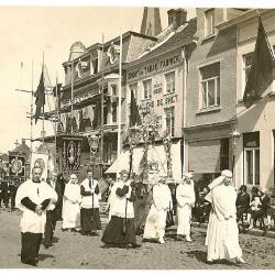 Processie O.L.V. Ten Doorn, Eeklo, ca. 1930