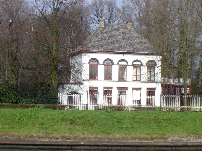 Villa Ladon, Lovendegem