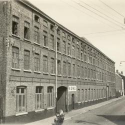 Haarsnijderij Enke in Eeklo tijdens de Eerste Wereldoorlog en het Interbellum 