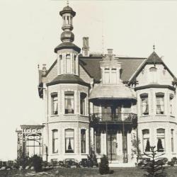 Villa Oaklands in Eeklo omstreeks 1898