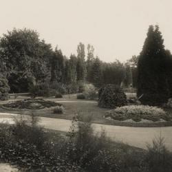 De tuin van Villa Pinehurst, Eeklo, jaren 1920