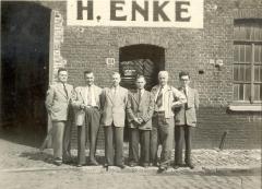Bedienden van haarsnijderij Enke, ca. 1948