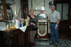 Herbergierster Jona, de moeder van alle Knesselaarse dorpscafés