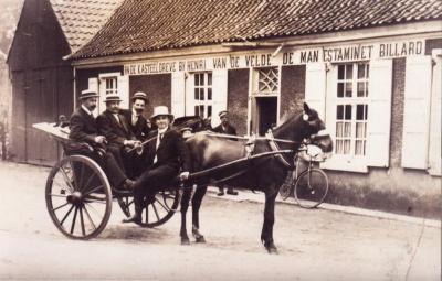 Café De Kasteeldreef bij Henri Van de Velde