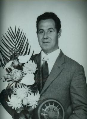 Koning krulbol, Julien Bauwens