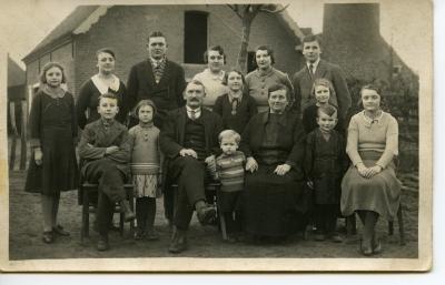 Familiefoto Van de Veire, Zandeken