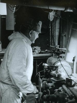 Bollendraaier Marcel De Roo, Oosteeklo