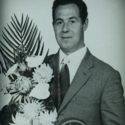 Koning krulbol, Julien Bauwens