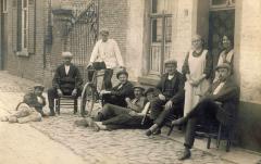 Buurtbewoners van de Hellestraat, Knesselare