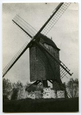 De abdijmolen, Oosteeklo