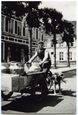 Herman De Wilde met melkkar