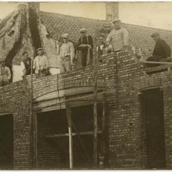 Waterpomp bij hoeve De Wilde in Lembeke, jaren 1960