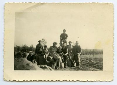 Helpers bij de aardappeloogst, Molenstraat, Kaprijke