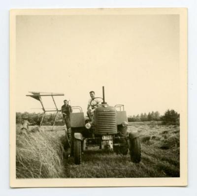 Pikken  met een pikmachine , Kluizen