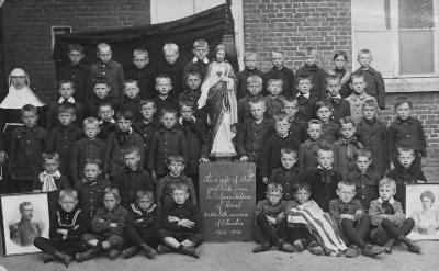 Klasfoto 8-jarige jongens, Ursel, 1918-1919