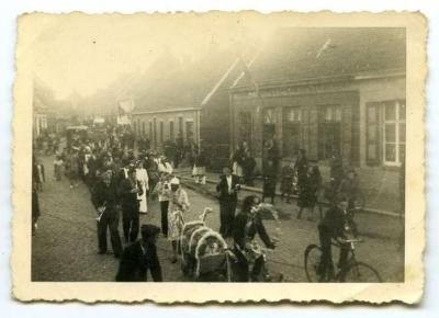 Bevrijdingsstoet Aalter, 1945 (2)