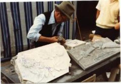 Beitelen in steen, Safarkesmarkt, Wachtebeke, 1982