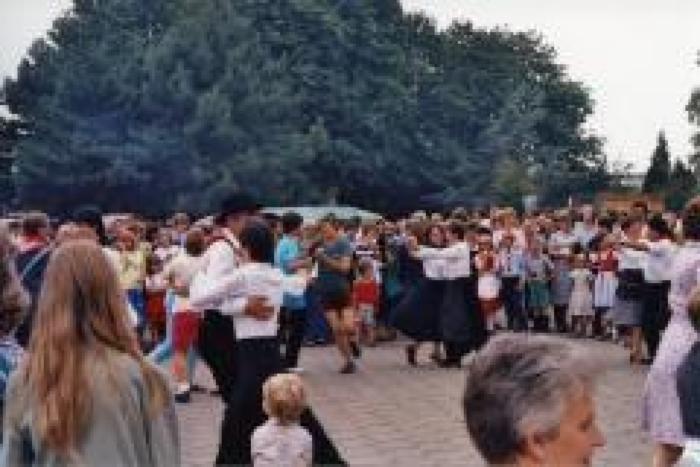 Volksdansen, Safarkesmarkt, Wachtebeke, ca. 1982