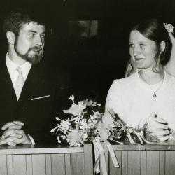 Huwelijk Heye-Genbrugge in de kerk van Rieme (III), 1970