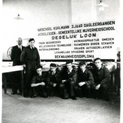 Klasfoto Sint-Jozefschool Ertvelde, 1947