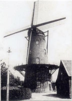 Voorzijde Maeyensmolen, Knesselare, 1930-1939