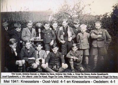Jeugdvoetbal tegen Oostveld en Oedelem, 1941