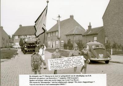 Delegatie van Harop in inhuldigingsstoet pastoor, Knesselare, 1960