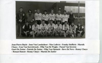 Eerste ploeg VK Knesselare, 1990