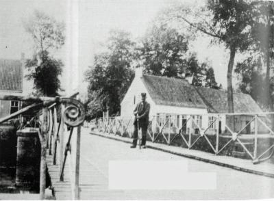 Eerste draaibrug aan Bierstal