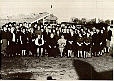 Boerinnenbond vergadert in de serre