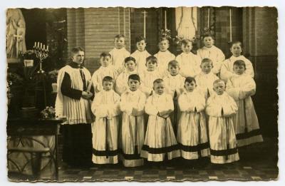 Eerste kinderkoor Parochie Beke