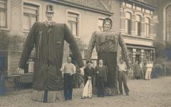 Reuzen Dokus en Isabella in 1949