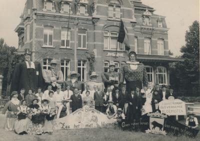 Debbauts reuzen in 1963