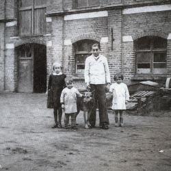 Hoeve Rapenburg, de schuur