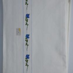 Wit boven- en onderlaken met strook blauwe bloemen